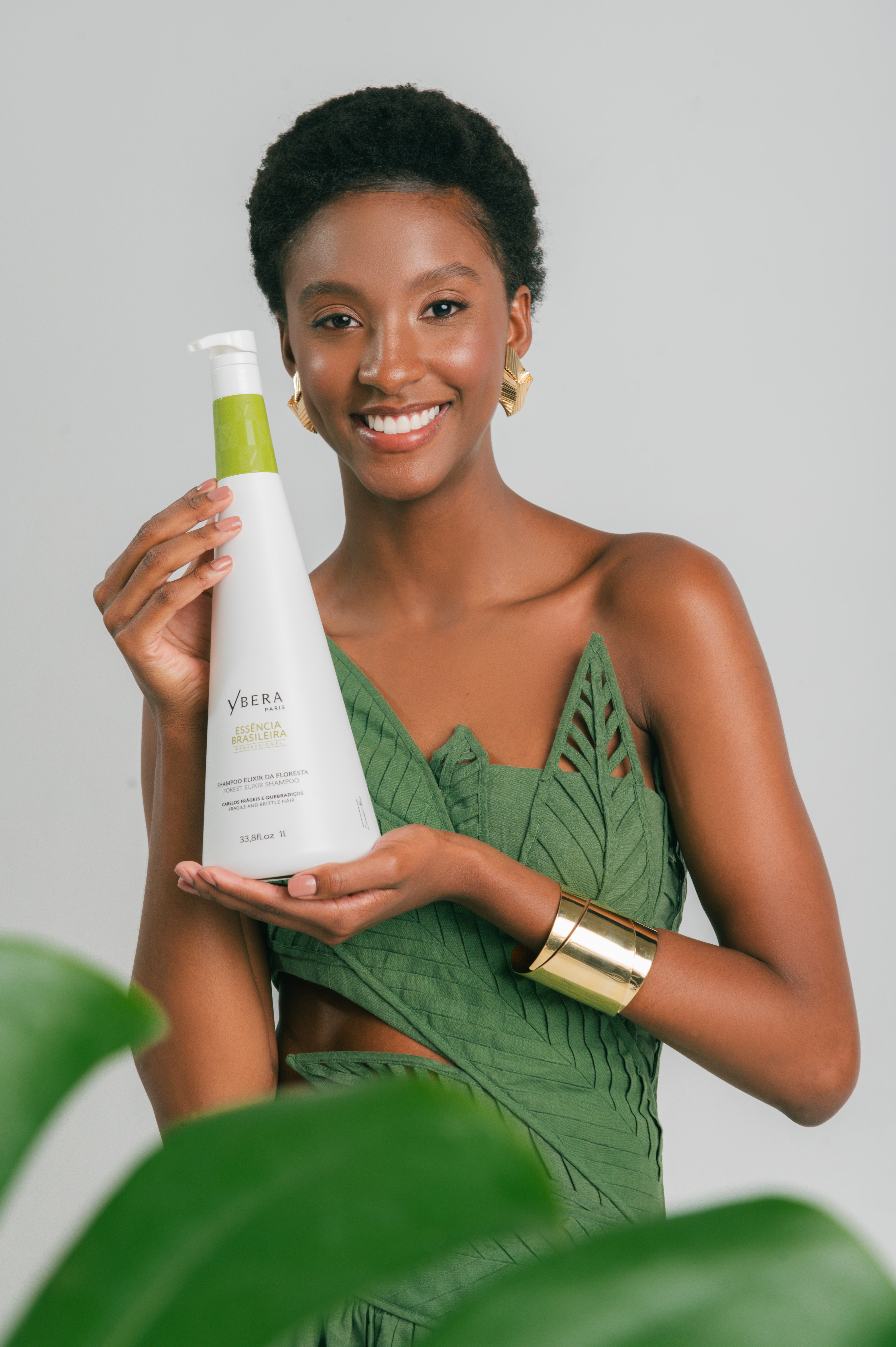 Essencia Brasileira - Floresta Kit ( Shampoo 250ml + Acondicionador 250ml + Leave-in 250gr