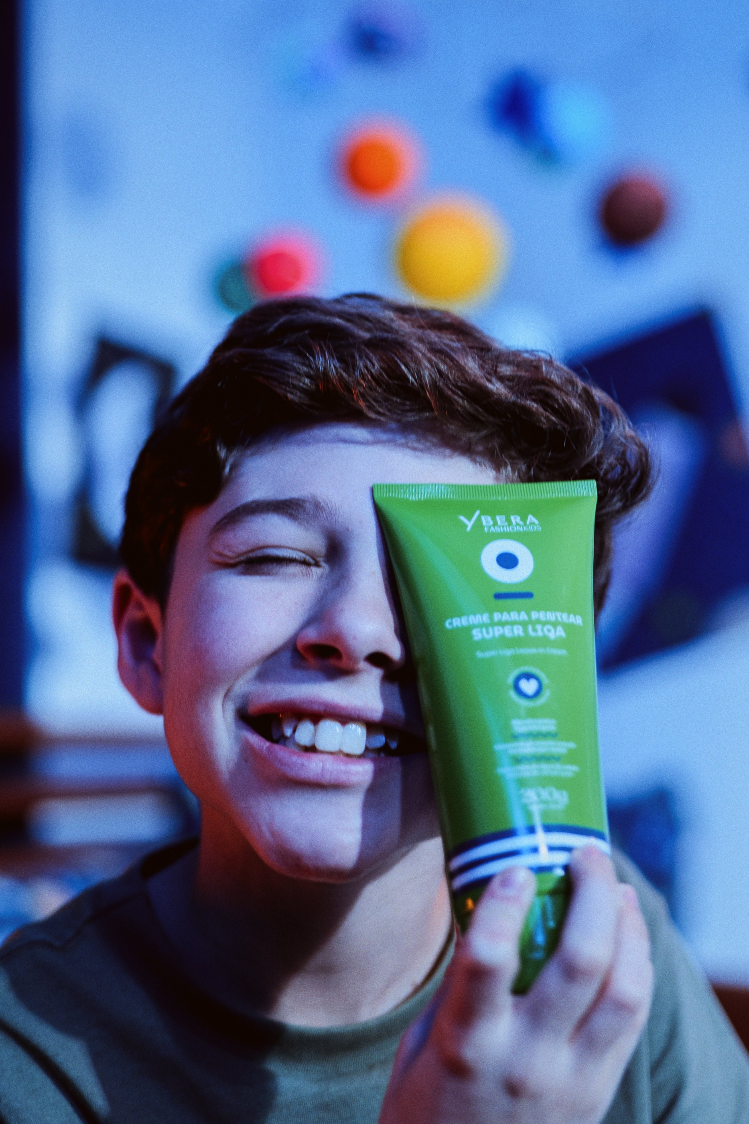 Cronograma Niño Fashion Kids Lata (Shampoo 300ml + Acondicionador 250g + Crema de Peinar Fijadora 200g)