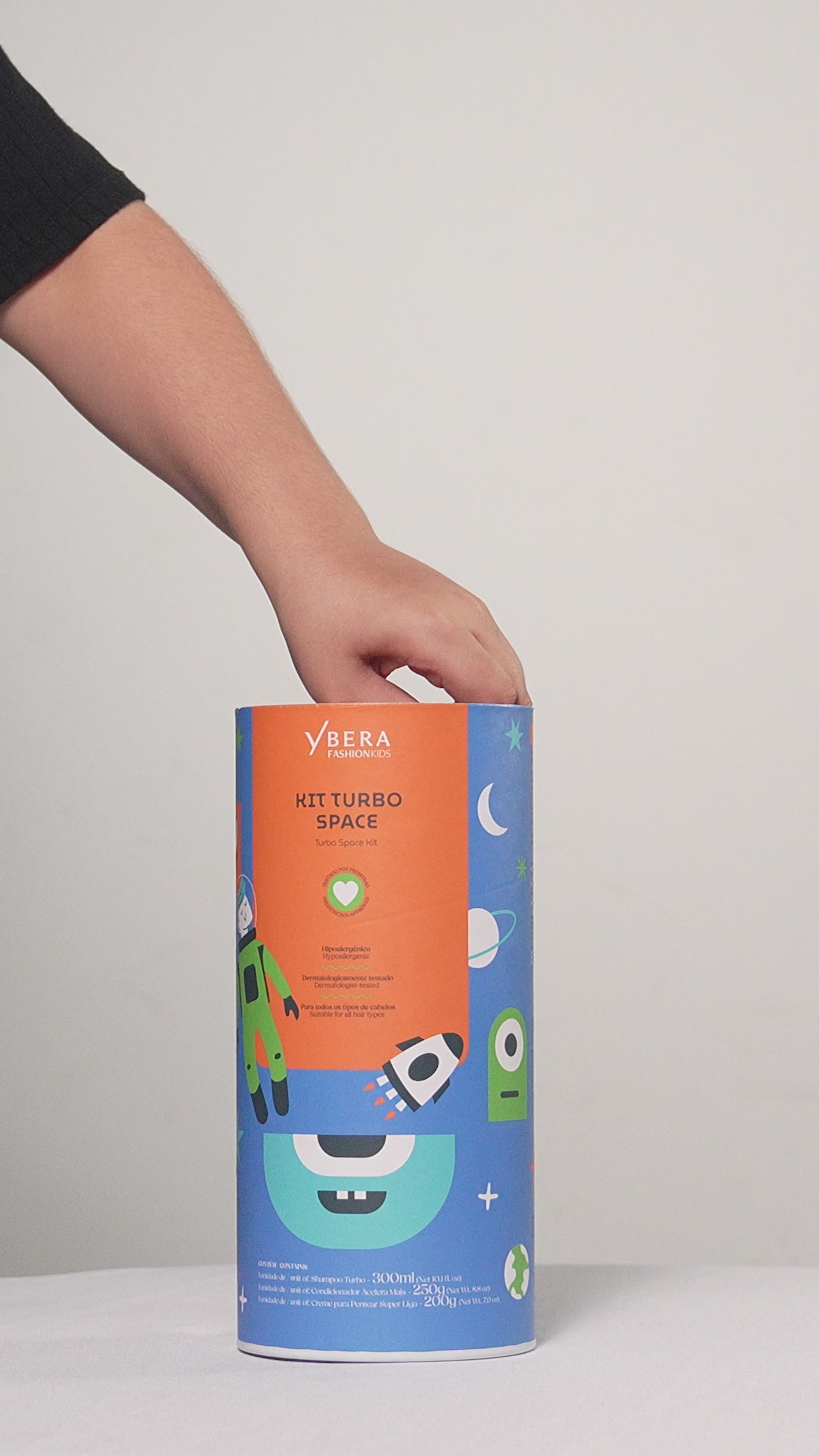 Cronograma Niño Fashion Kids Lata (Shampoo 300ml + Acondicionador 250g + Crema de Peinar Fijadora 200g)