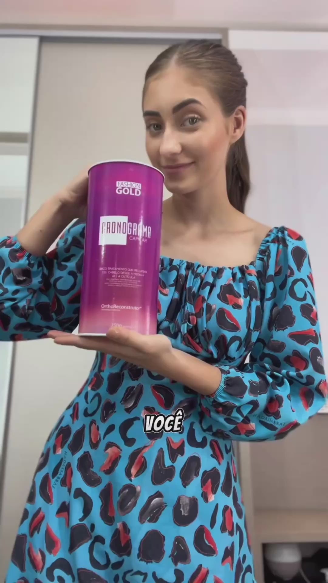 COMBO Cronograma Capilar Lata x3 Tubos 250gr c/u + Alisado Fashion Gold 300gr + Protect & Control Kit ( Shampoo 300ml + Máscara 250gr )